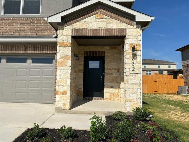 Photo - 432 Brody Ln