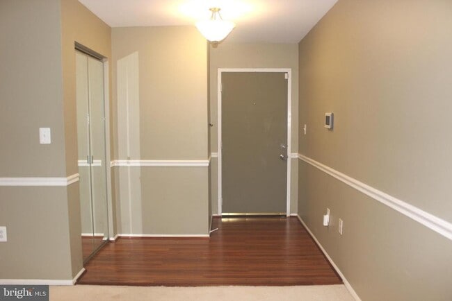 Building Photo - 8141 Needwood Rd Unit T103