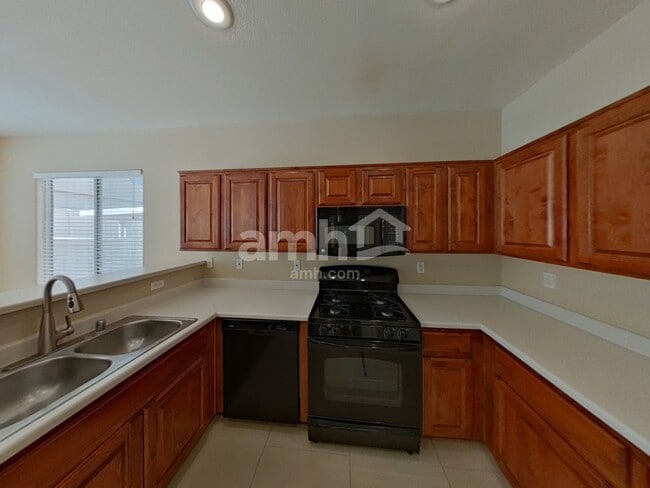 Photo - 6275 Dartington Hall St