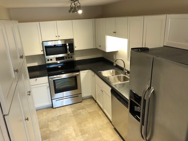 Building Photo - 7401 W 101st St Unit 201 Rental
