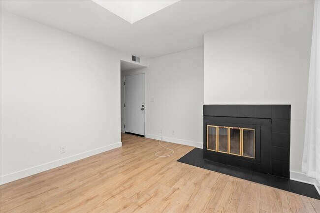 3615 Veteran Ave