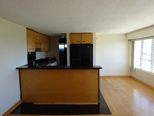 Photo - 2525 Date St