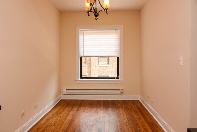 Photo - 728 W Addison St Unit N3
