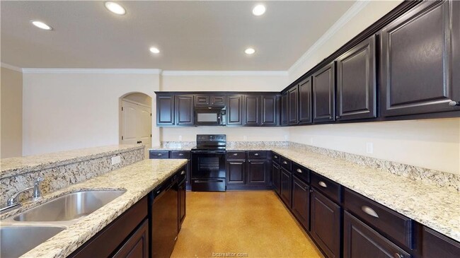 Photo - 103 Kimber Ln