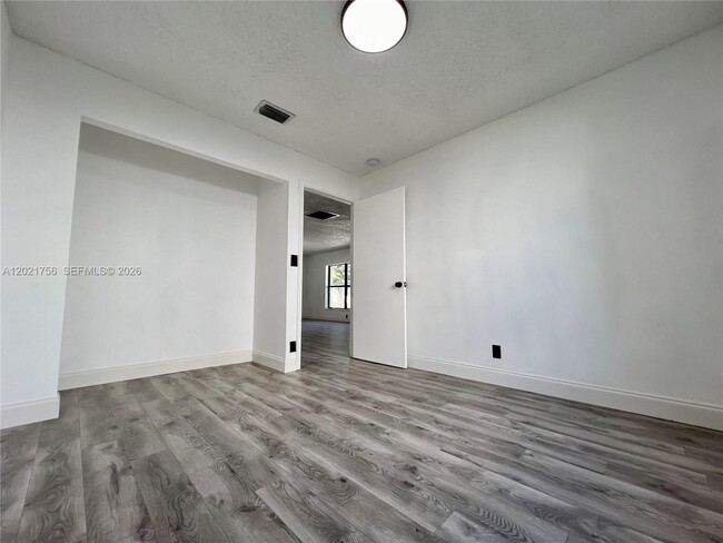 Photo - 6034 Triphammer Rd