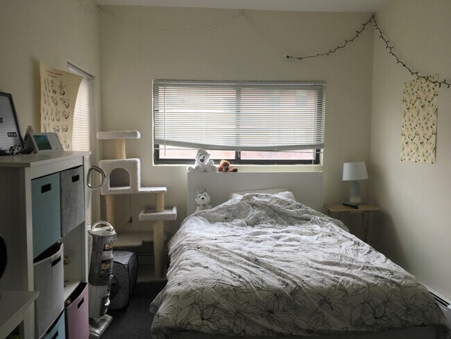 Photo - 746 Columbus Ave Unidad 2