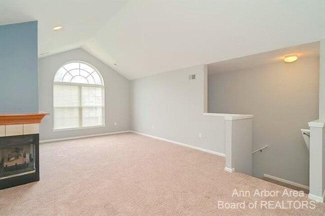 Photo - 3217 Primrose Ln