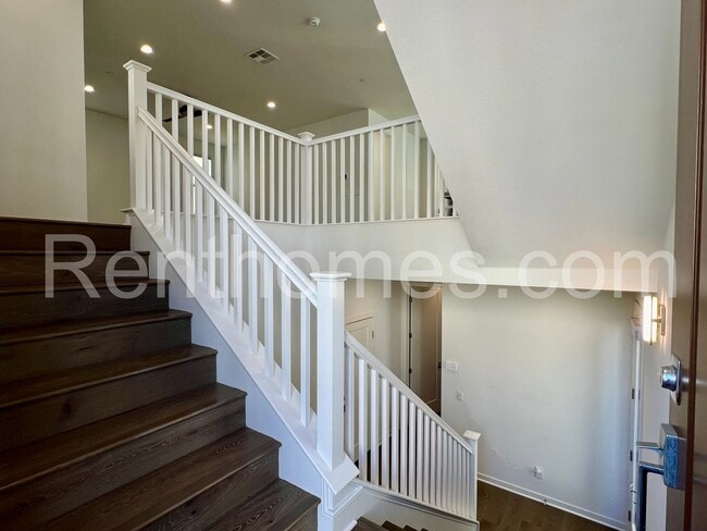 Photo - 15113 Lincoln Lp