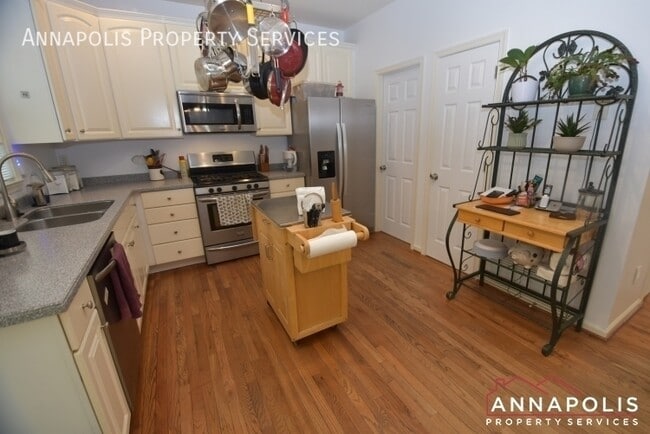 Photo - 307 Mainsail Dr