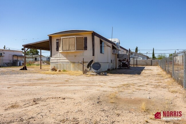 Photo - Manufactured home with NO HOA and Plenty o...