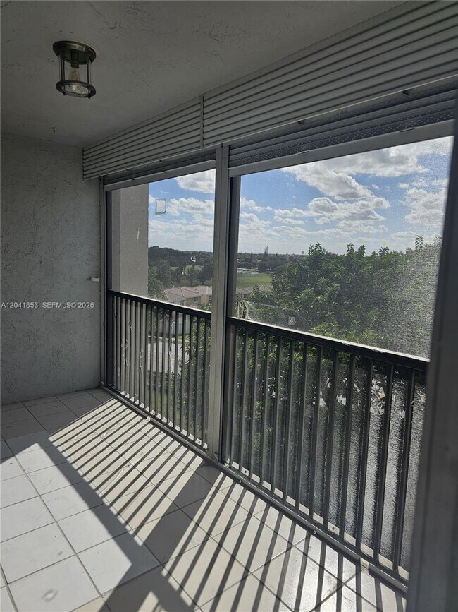 Photo - 3910 Inverrary Blvd Unit 703-B