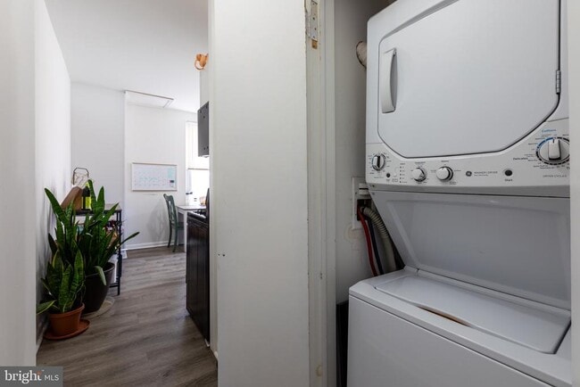 Photo - 4001 Cresson St Unit 2