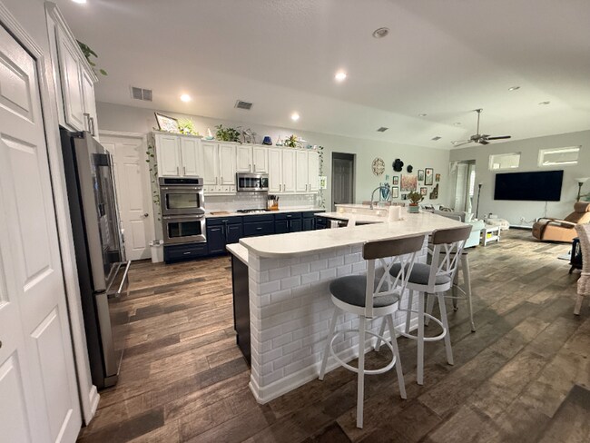 Photo - 4968 Bridgehampton Blvd