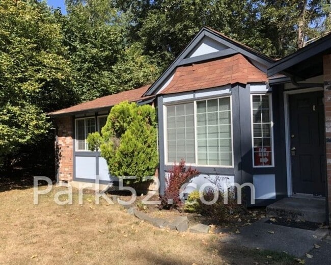 Building Photo - 12613 80th Ave E Unit #A Rental