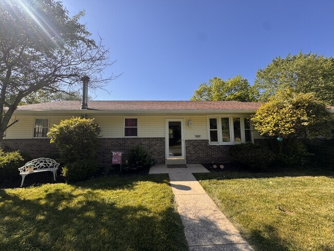 Photo - 4902 Creek Dr
