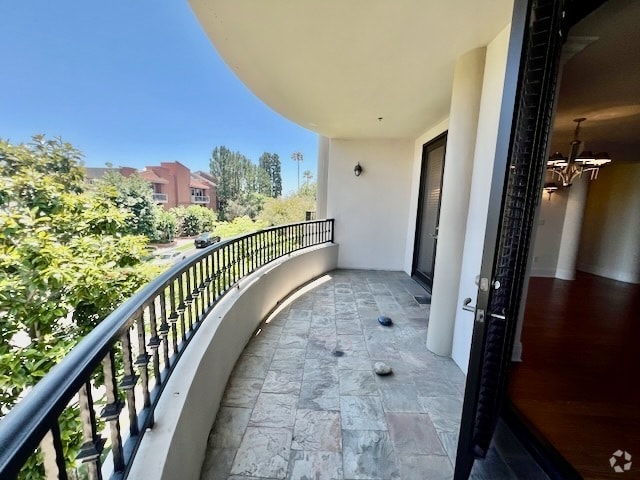 Building Photo - 10305 Almayo Ave Unit 301 Rental