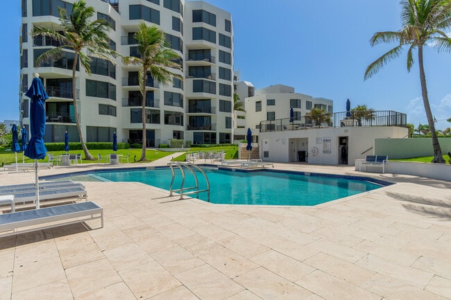 Photo - 2565 S Ocean Blvd