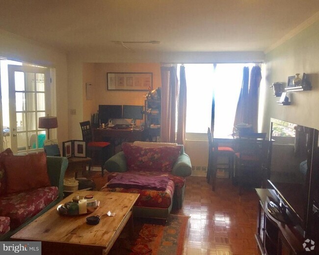 Building Photo - 604-36 S Washington Square Unit 2911 Rental