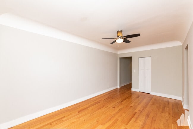 Photo - 545 Chestnut St