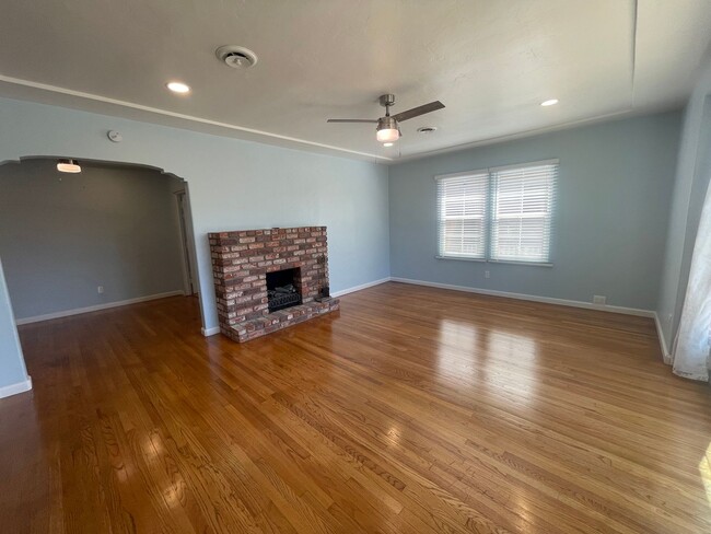 Photo - 3 Bedroom, 1 Bathroom Single Family Home in Desirable area of Talmadge