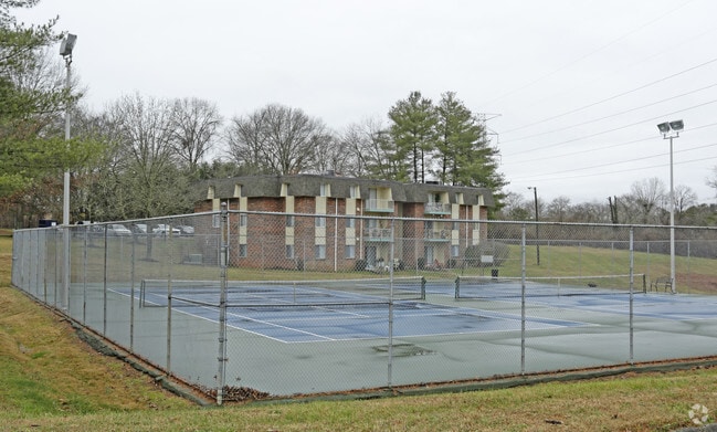 Tennis Court - Tiffany Square
