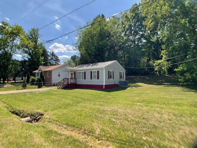 Photo - Adorable Bungalow Ready for New Residents!