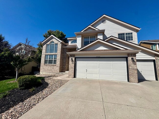 Building Photo - 4 Bed / 4 Bath Dream Home in the Hills at ...