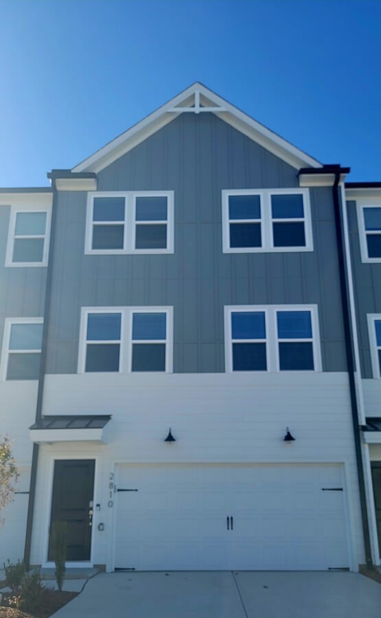 Photo - 2810 Farmhouse Dr