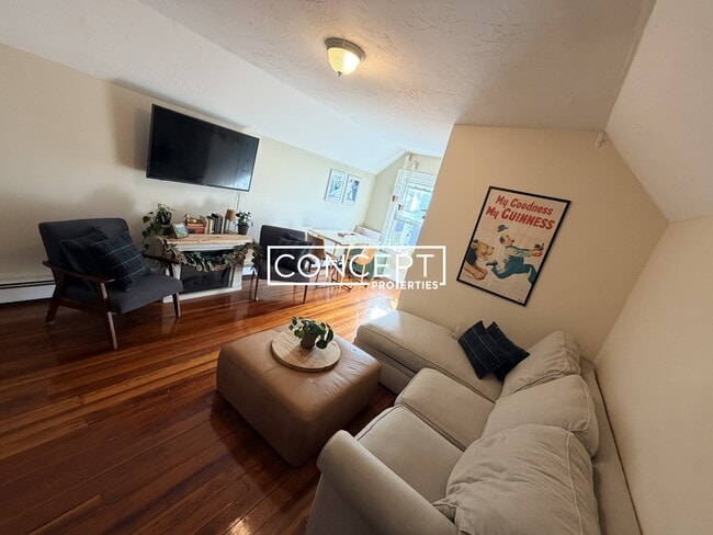 Photo - 23 Forest Hills St Unidad 3