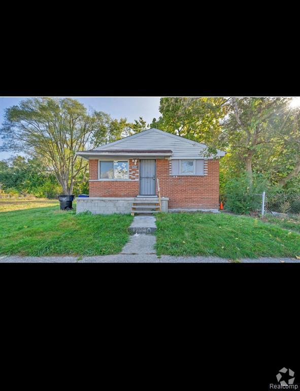 Building Photo - 17840 Goddard St Rental