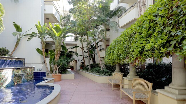 Photo - 1040 Glendon Ave Unidad 2188