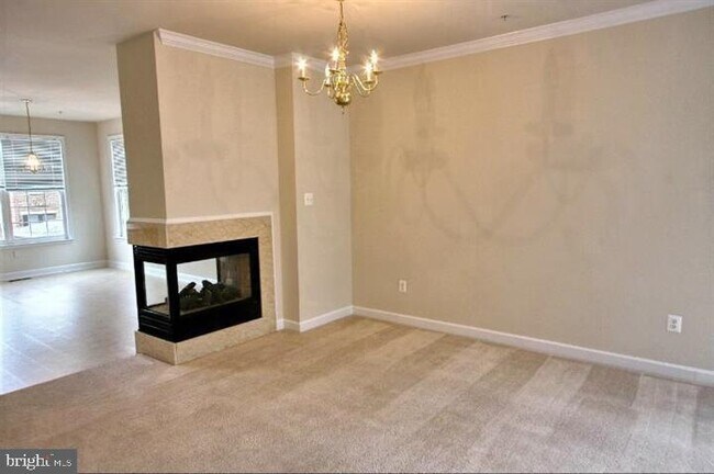 Photo - 903 Crestfield Dr