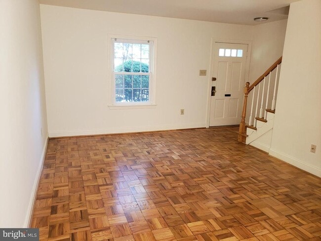 Photo - 1826 East-West Hwy