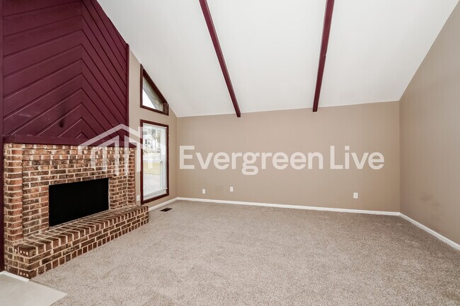 Photo - 1119 Startrek Ln