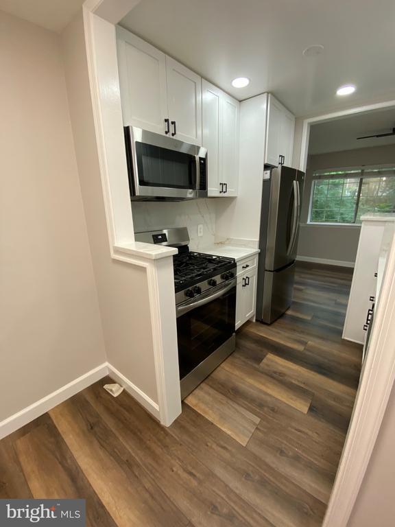 1533 Colonial Dr Unit T2