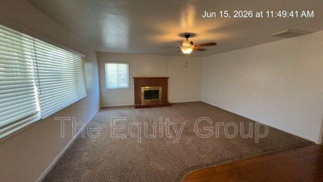 Photo - 1325 S Crowe St