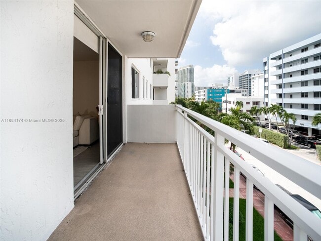 Building Photo - 1665 Bay Rd Unit 421 Rental