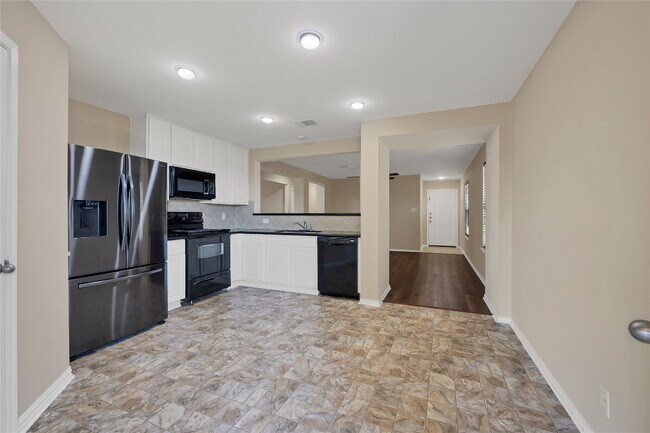 Photo - 215 Rummel Dr