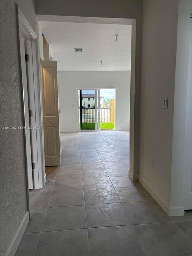 Photo - 2708 SE 26th Ave