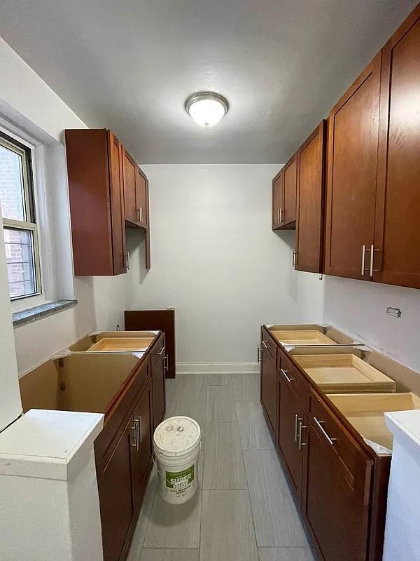 Photo - 64-48 Booth St