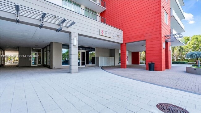 Building Photo - 7875 NW 107th Ave Unit 511