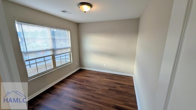 Photo - 418 Valdez Ct