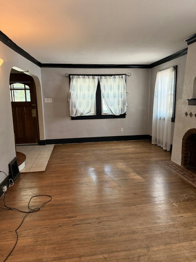 Photo - 1653 W Forest Ave