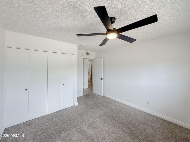 Photo - 1015 E Concorda Dr