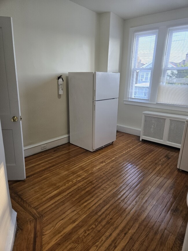 Photo - 1752 Georges Ln