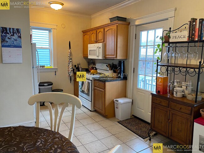 Photo - 54 Tremont St Unit 3