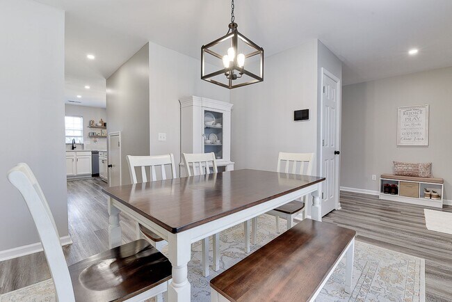 Photo - 4 BR/Loft near Simpsonville!  Lawn Maintenance included! Amenities & Close to Shopping & Restaurants