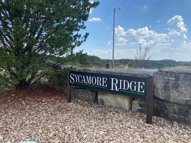 Photo - Condominium in Sycamore Ridge