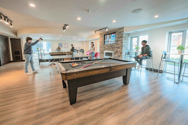 Games Room - King Street Towers - Student Living