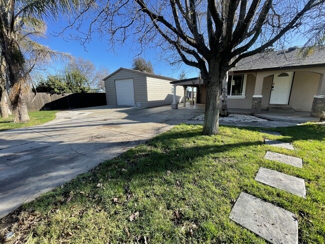 Photo - 8302 Bailey Rd